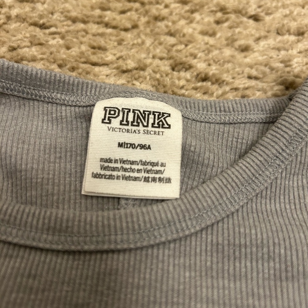 Pink - Picture 3 of 9